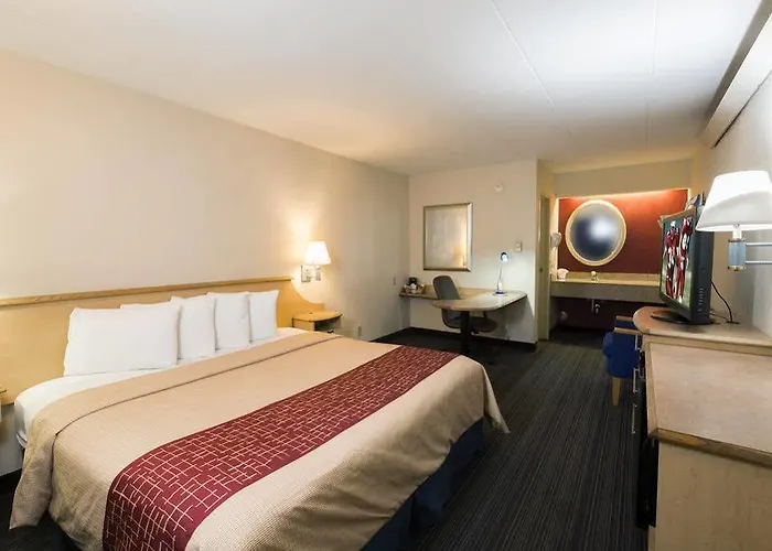 Red Roof Chicago - Motel 2*